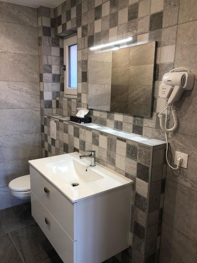 Sollaris Appartement 1Ere Etage A 11Km De Europa-Park Friesenheim Buitenkant foto